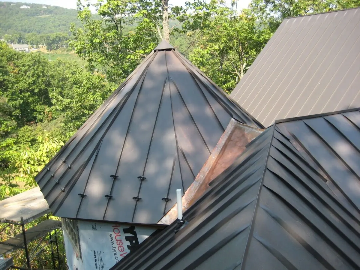 Professional Shingle Replacement & Repair by Craftsman Roofing in Lynwood Gardens